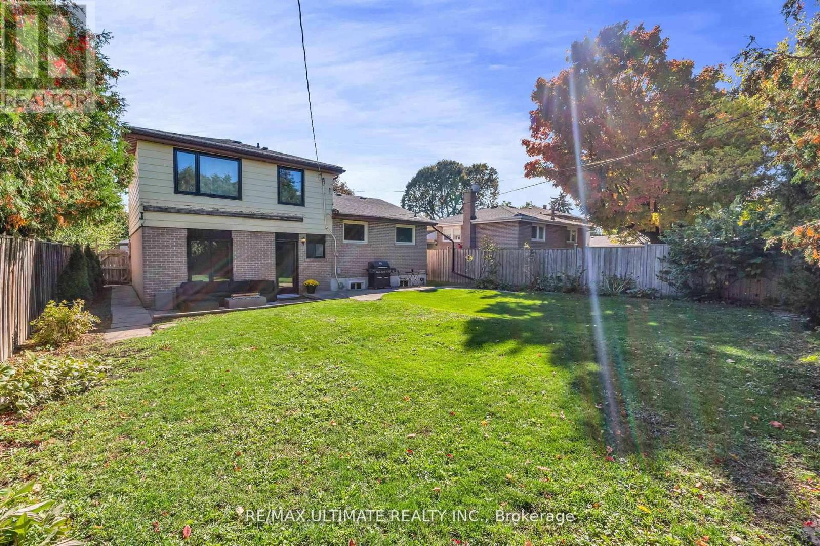 37 Banbury Court, Brampton, Ontario  L6T 1Y9 - Photo 42 - W12915232