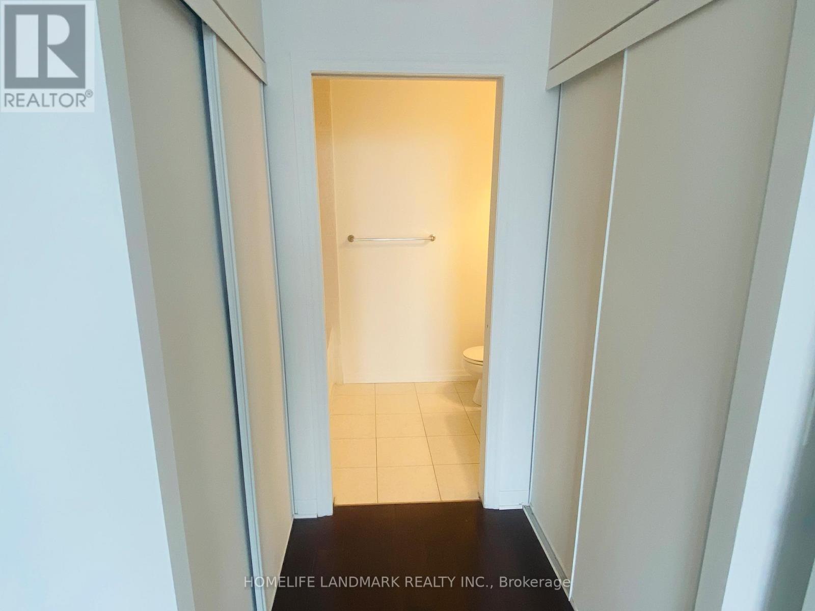 2508 - 225 Webb Drive, Mississauga, Ontario  L5B 4P2 - Photo 10 - W12915252