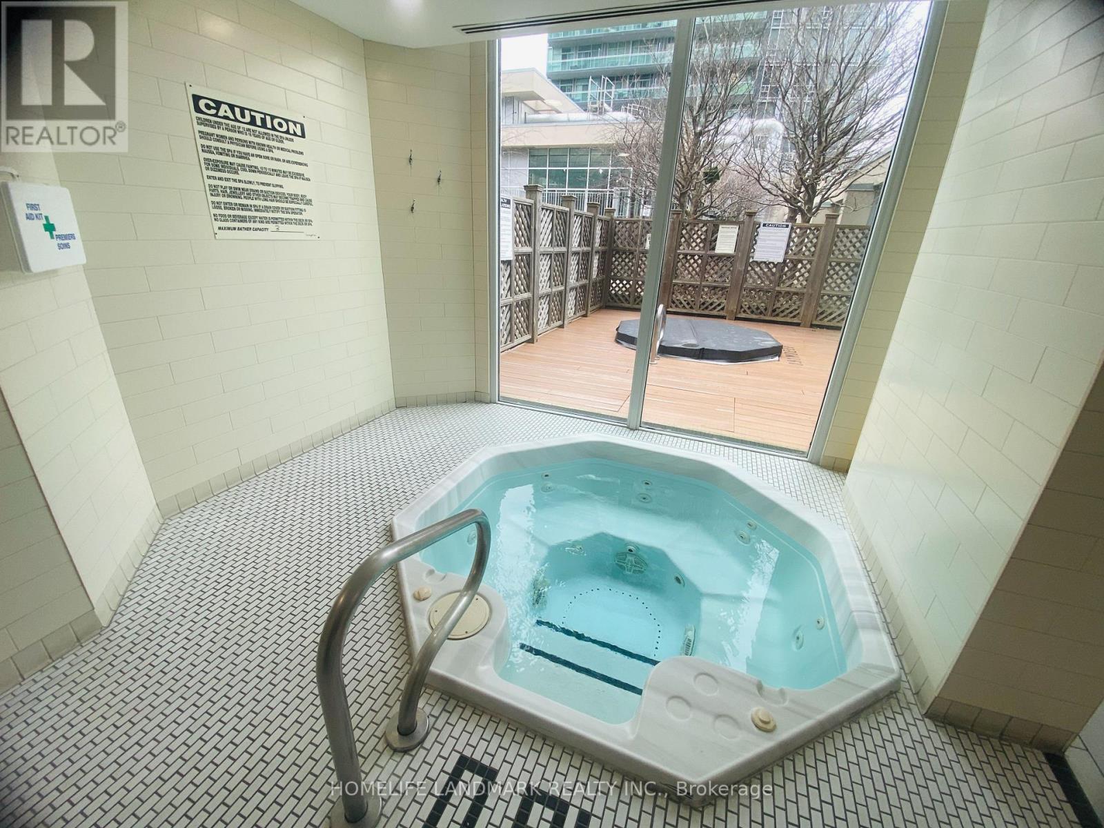 2508 - 225 Webb Drive, Mississauga, Ontario  L5B 4P2 - Photo 22 - W12915252