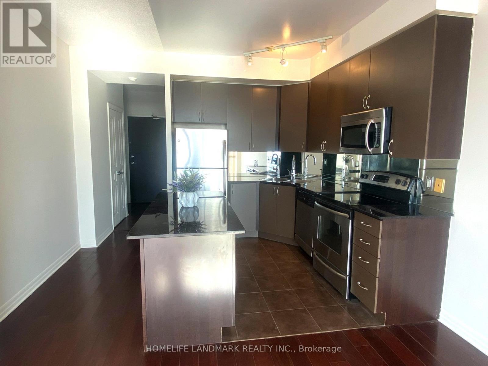 2508 - 225 Webb Drive, Mississauga, Ontario  L5B 4P2 - Photo 8 - W12915252