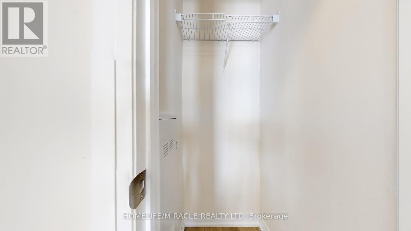 416 - 1577 Rose Way, Milton, Ontario  L9E 1N4 - Photo 19 - W12915286