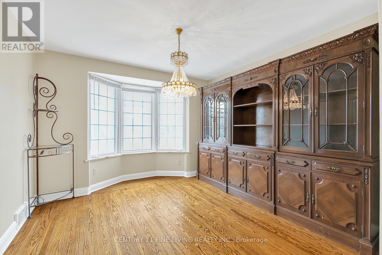 382 Hillmount Avenue, Toronto, Ontario  M6B 1Y8 - Photo 18 - W12915296