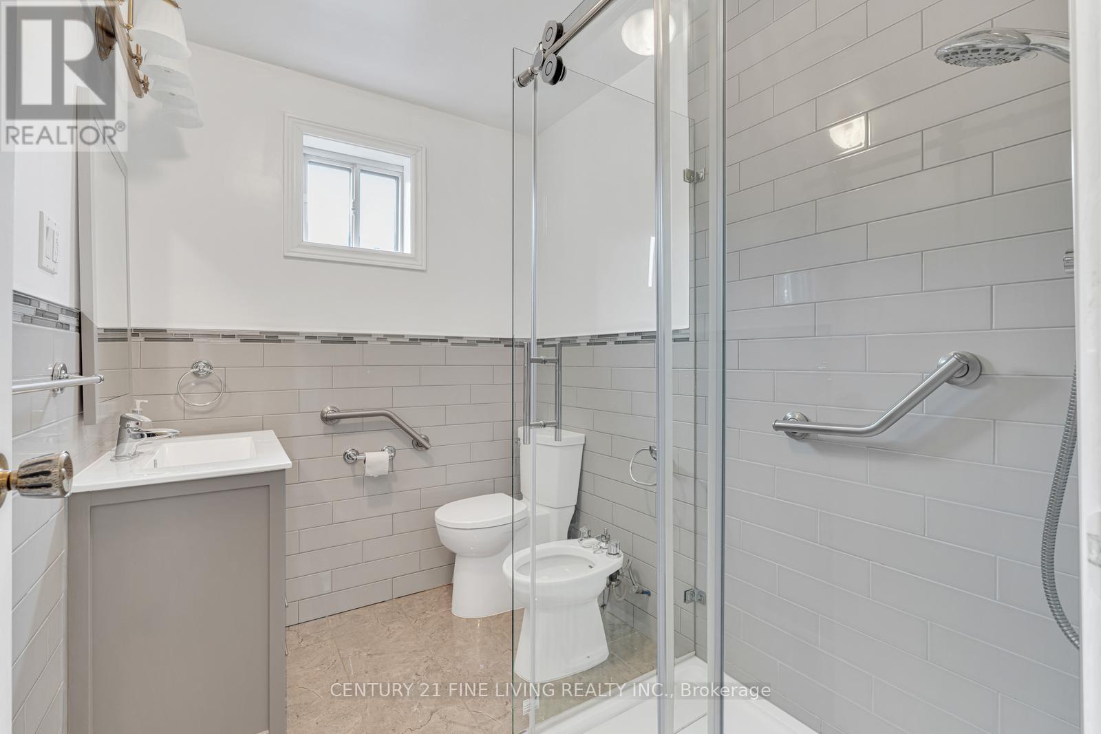 382 Hillmount Avenue, Toronto, Ontario  M6B 1Y8 - Photo 24 - W12915296