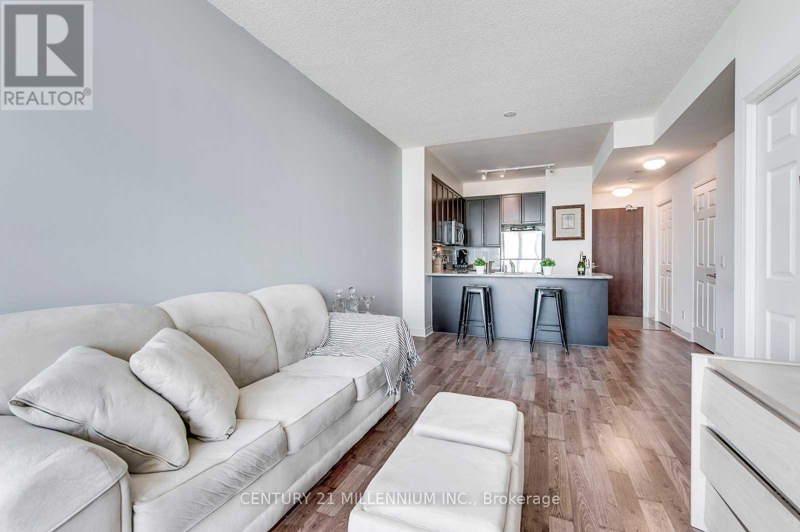 1602 - 339 Rathburn Road W, Mississauga, Ontario  L5B 0K6 - Photo 7 - W12915298