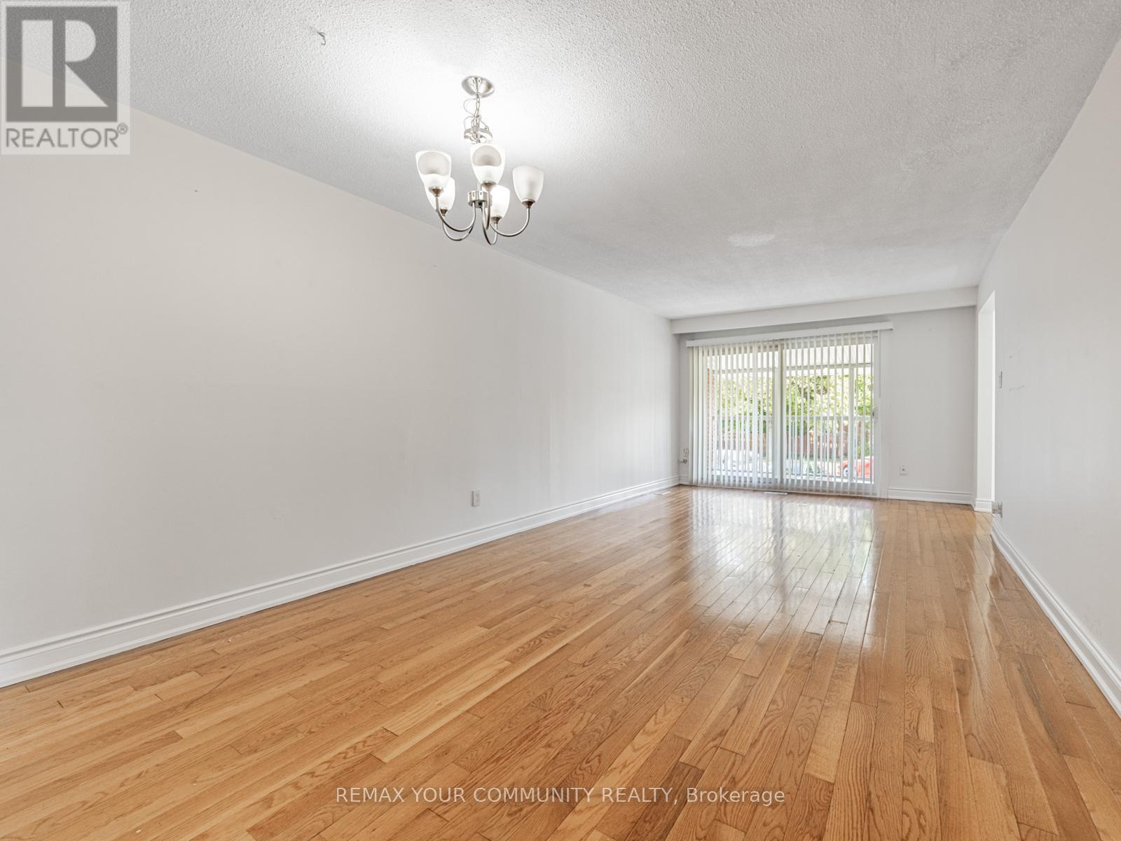 14 Roseville Drive, Brampton, Ontario  L6Y 2G8 - Photo 13 - W12915320