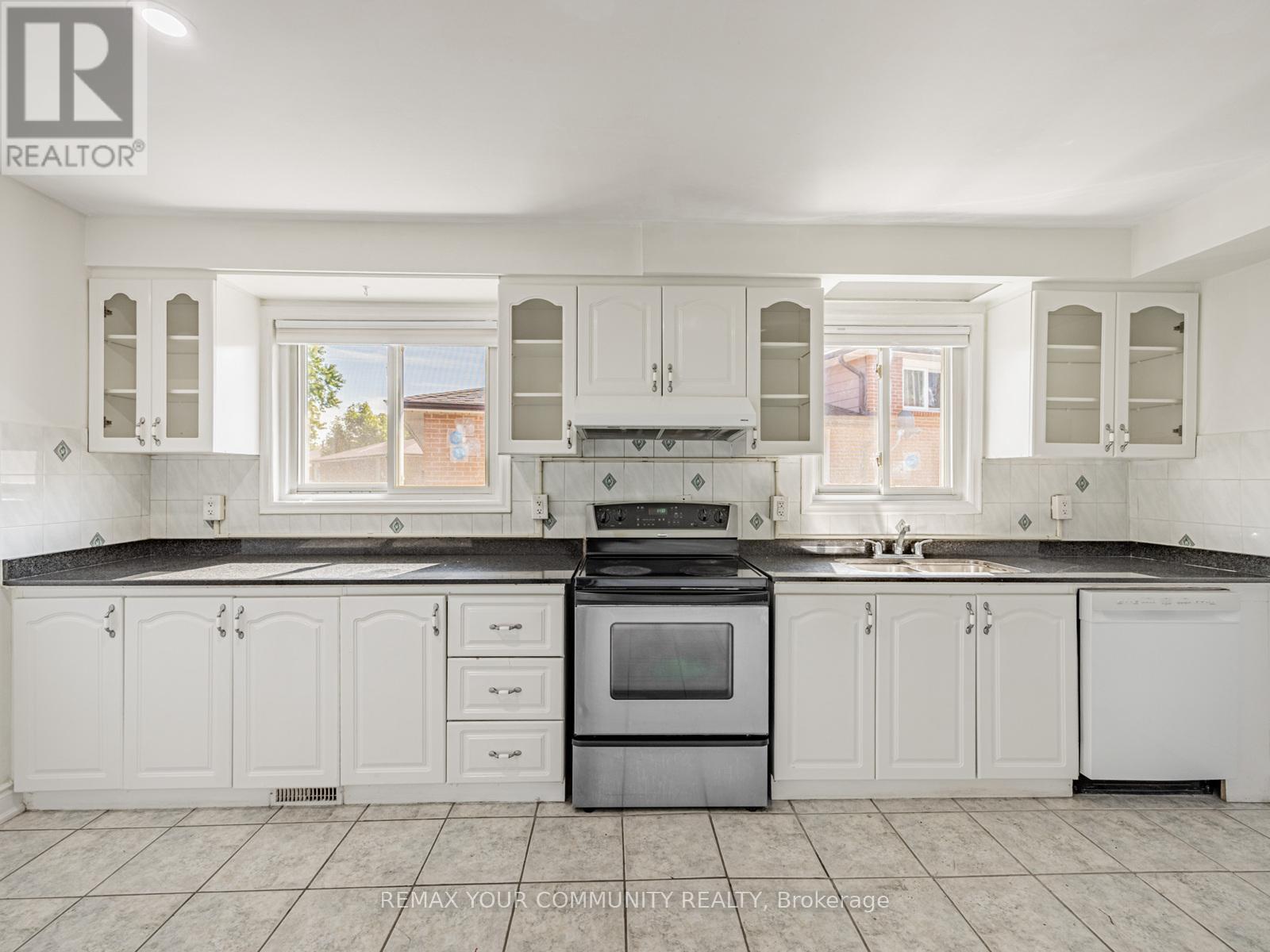 14 Roseville Drive, Brampton, Ontario  L6Y 2G8 - Photo 15 - W12915320