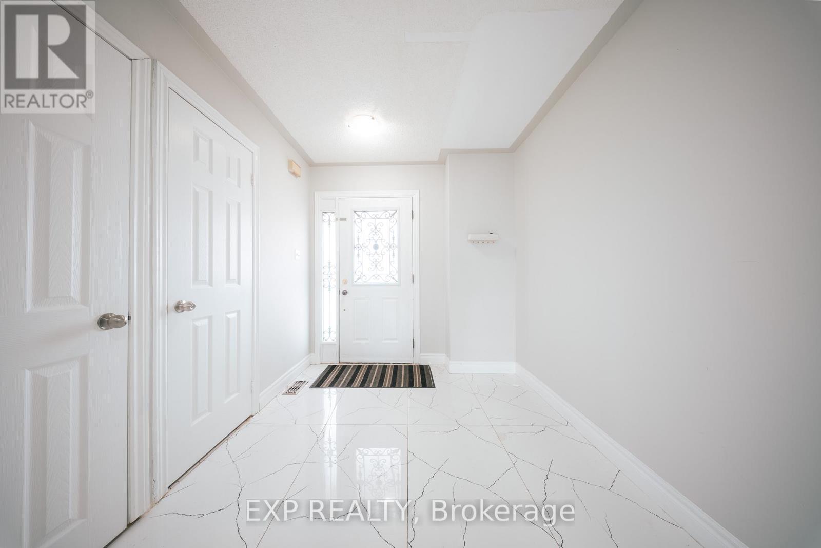 3 Deforest Drive, Brampton, Ontario  L7A 2Y3 - Photo 10 - W12915324