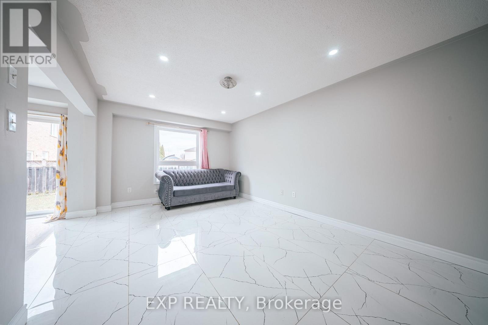 3 Deforest Drive, Brampton, Ontario  L7A 2Y3 - Photo 12 - W12915324