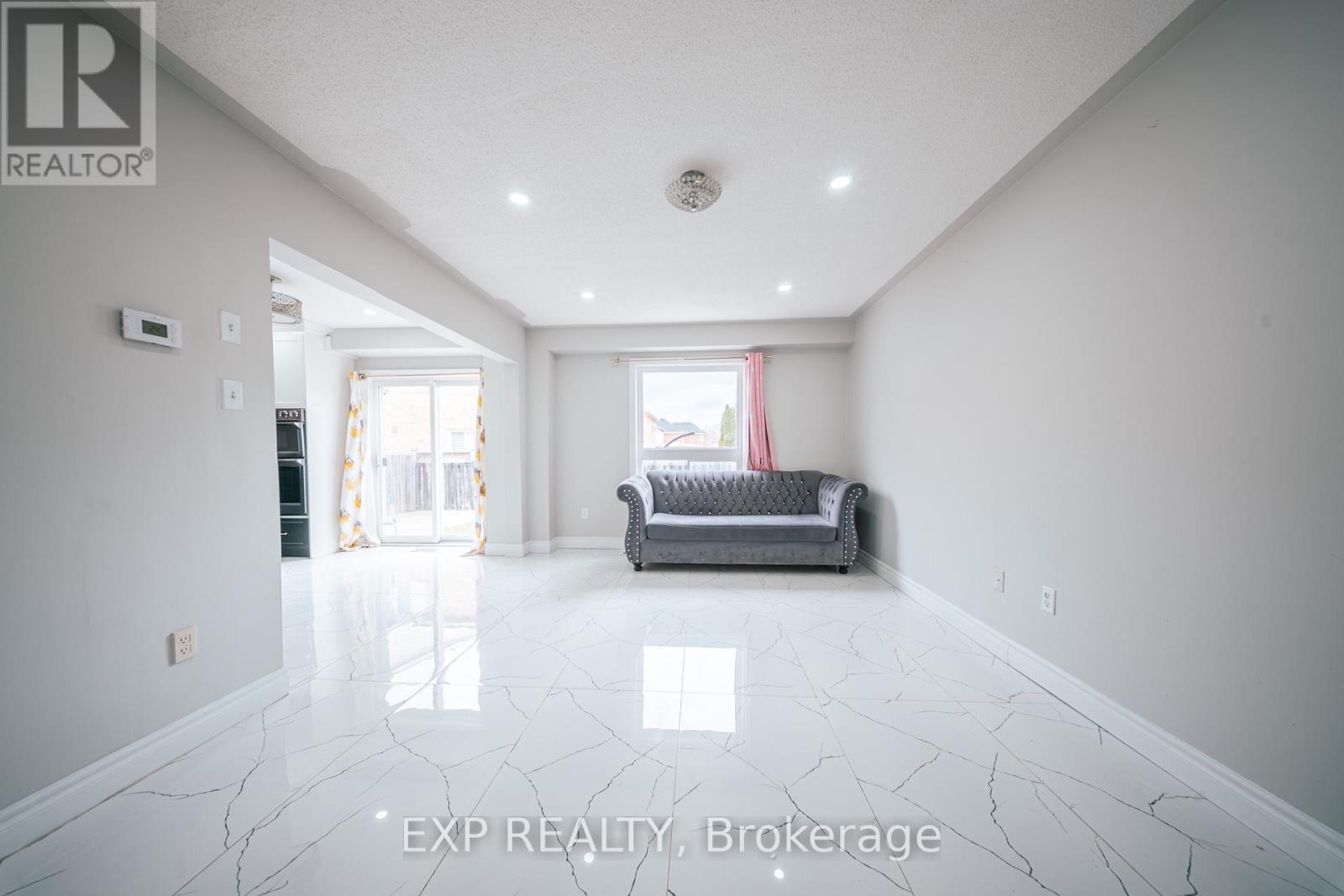 3 Deforest Drive, Brampton, Ontario  L7A 2Y3 - Photo 13 - W12915324