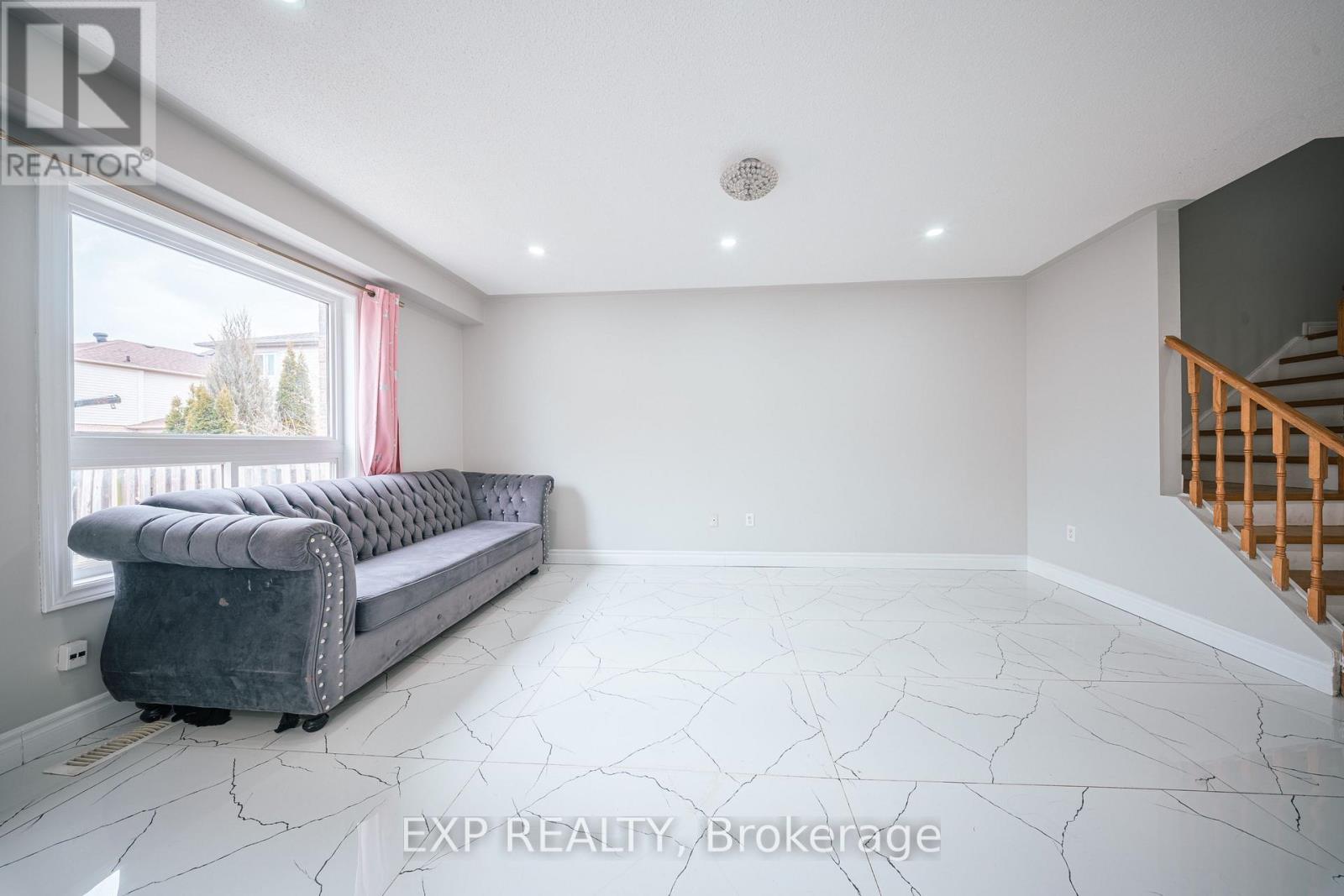 3 Deforest Drive, Brampton, Ontario  L7A 2Y3 - Photo 14 - W12915324