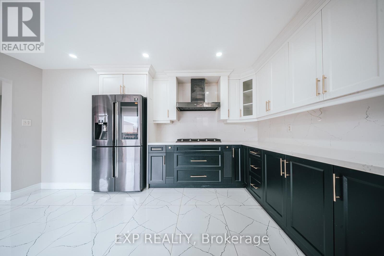 3 Deforest Drive, Brampton, Ontario  L7A 2Y3 - Photo 18 - W12915324