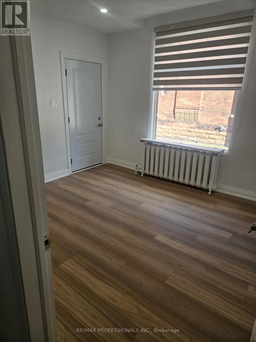 29 Nelson Street, Brant, Ontario  L0R 2H6 - Photo 19 - X12915164