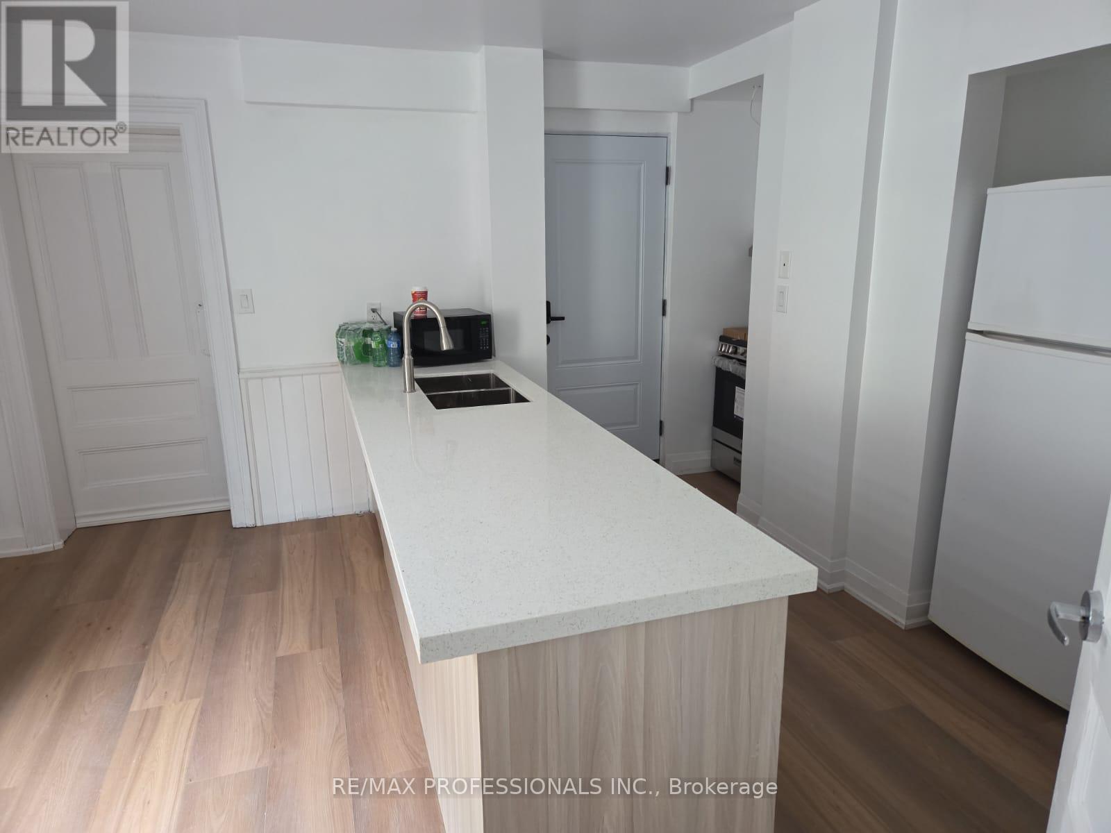 29 Nelson Street, Brant, Ontario  L0R 2H6 - Photo 37 - X12915164