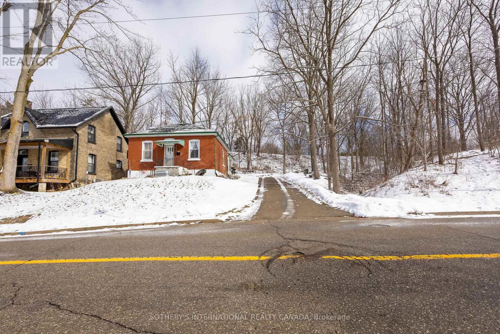 111 BROADWAY STREET W, Brant, Ontario