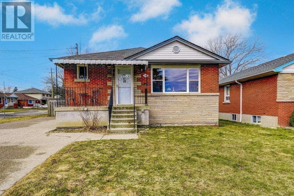380 East 42nd Street, Hamilton, Ontario  L8T 3A7 - Photo 3 - X12915312