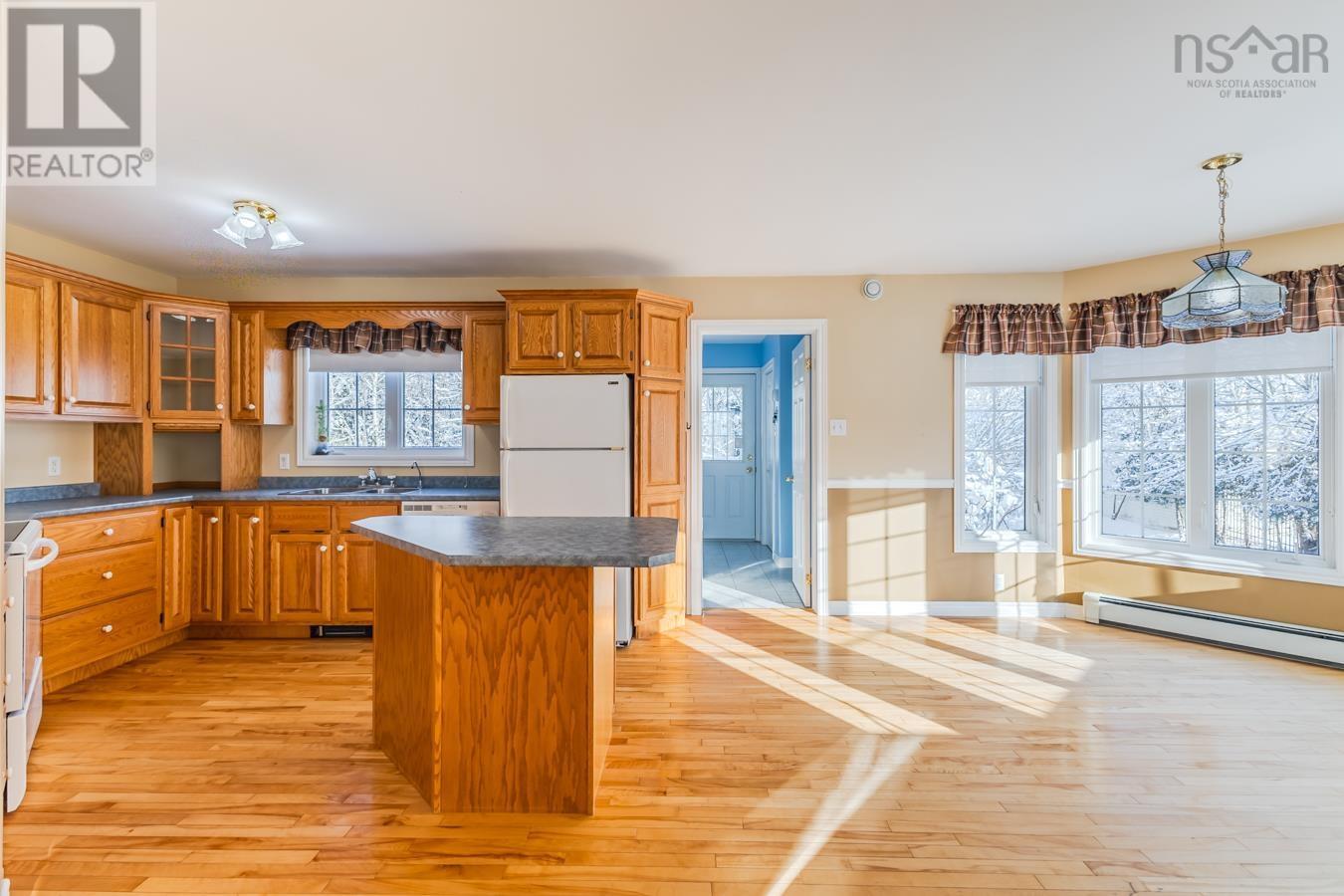 40 Silverwood Dr., Valley, Nova Scotia  B2N 6Y6 - Photo 16 - 202601538