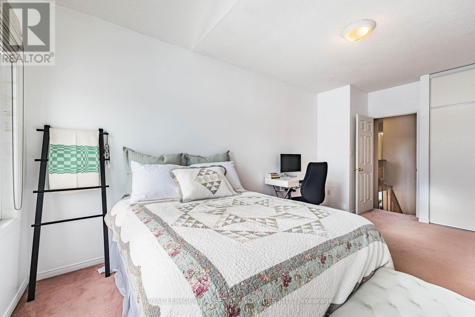 31 Berkindale Court, Brampton, Ontario  L6Y 5G1 - Photo 24 - W12913980