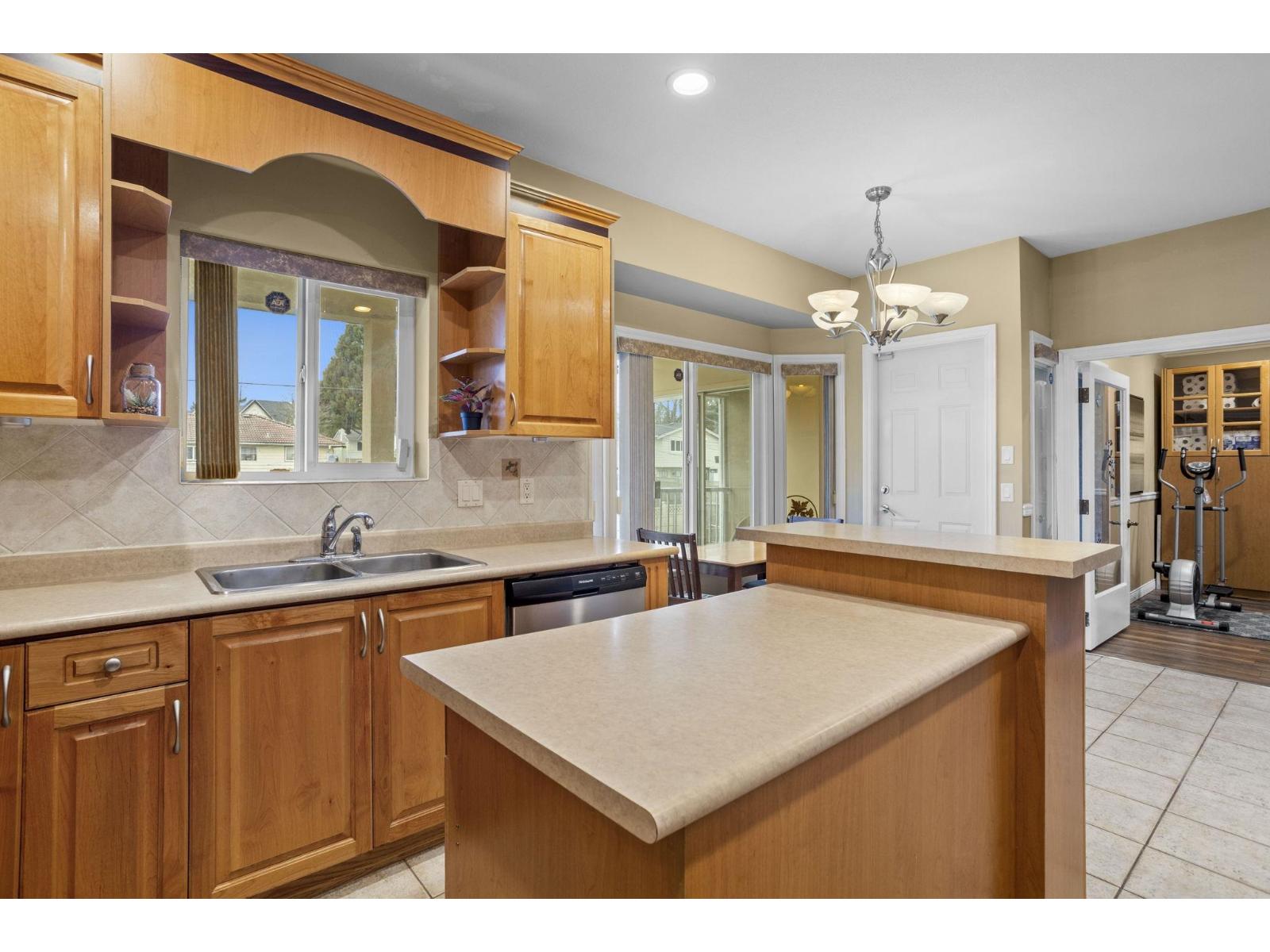 9309 134 Street, Surrey, British Columbia  V3V 5R8 - Photo 11 - R3099796