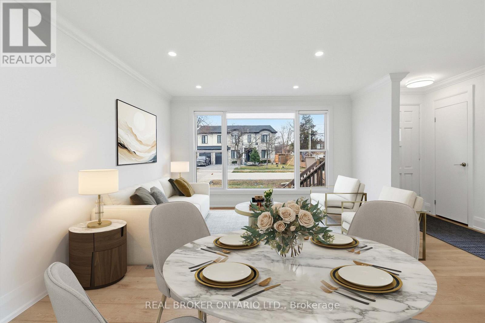 1020 Kent Avenue, Oakville, Ontario  L6H 1Z6 - Photo 3 - W12915310