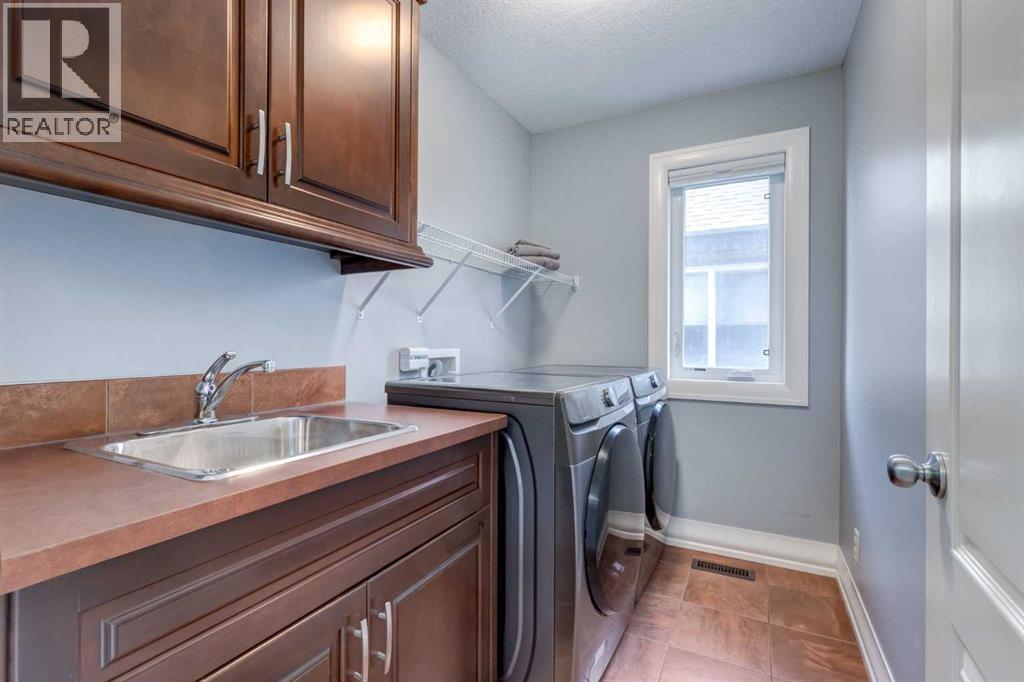 728 Coopers Square Sw, Airdrie, Alberta  T4B 0G6 - Photo 26 - A2290061