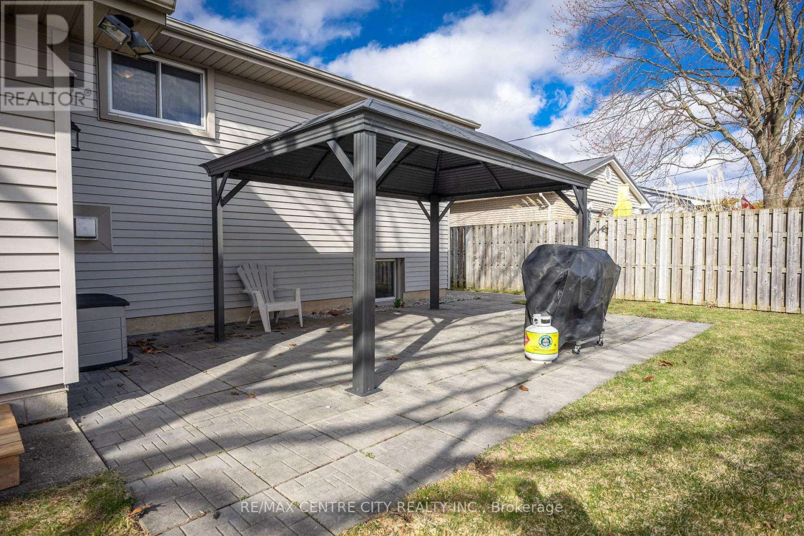 18 Highview Drive, St. Thomas, Ontario  N5R 5E8 - Photo 31 - X12915416