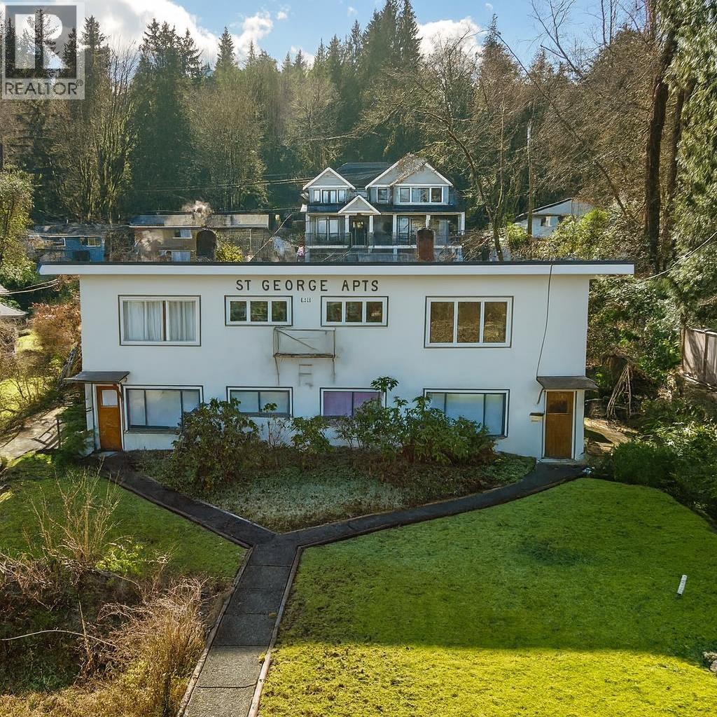 2217 St George Street, Port Moody, British Columbia  V3H 2G1 - Photo 2 - R3094663