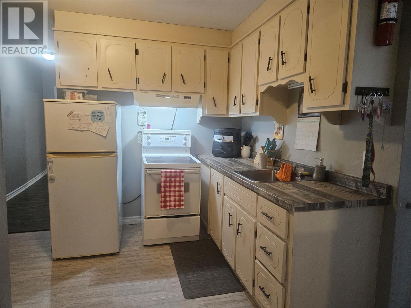 375a-375b Creston Boulevard, Marystown, Newfoundland & Labrador  A0E 1K0 - Photo 5 - 1295508