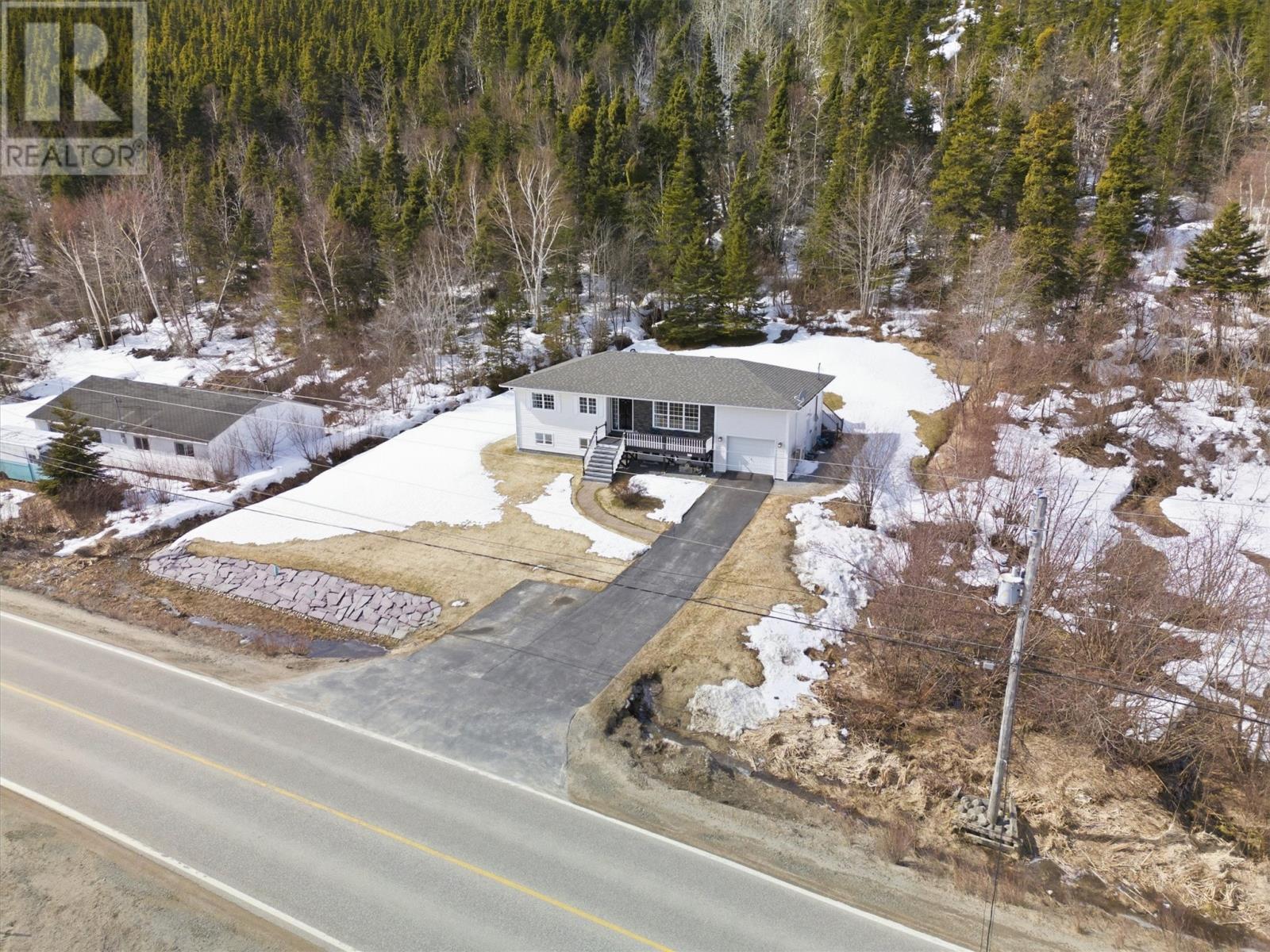 67 Jr Smallwood Boulevard, Gambo, Newfoundland & Labrador  A0G 1T0 - Photo 2 - 1295502