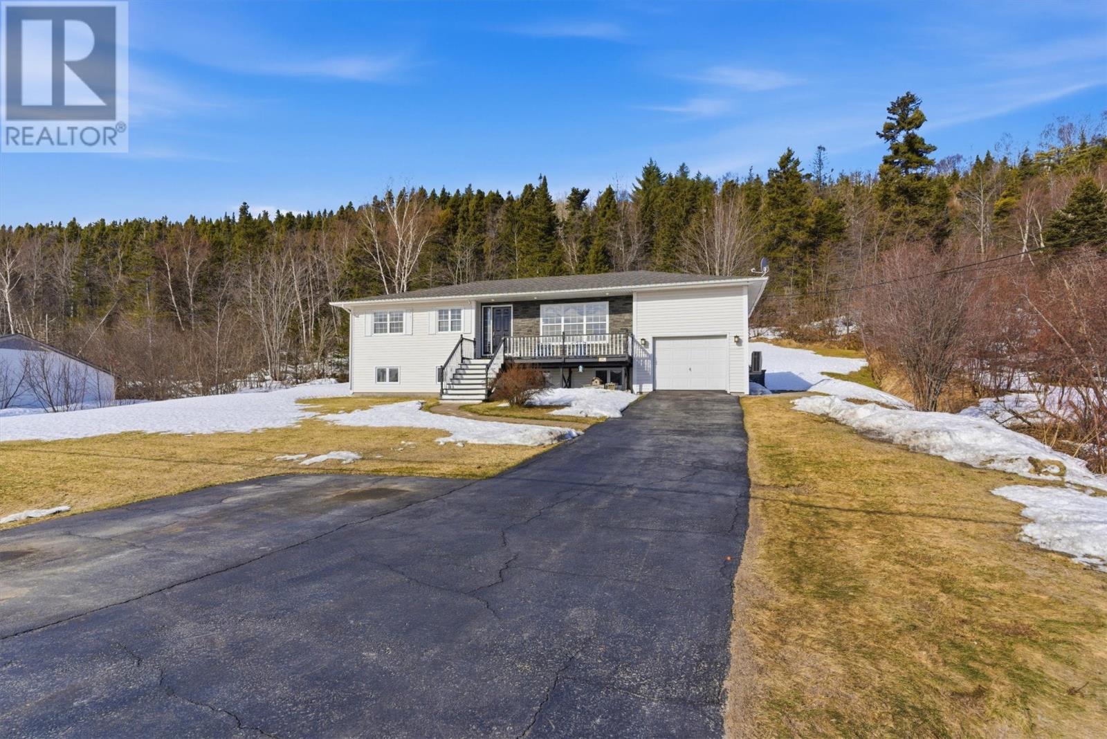 67 Jr Smallwood Boulevard, Gambo, Newfoundland & Labrador  A0G 1T0 - Photo 3 - 1295502