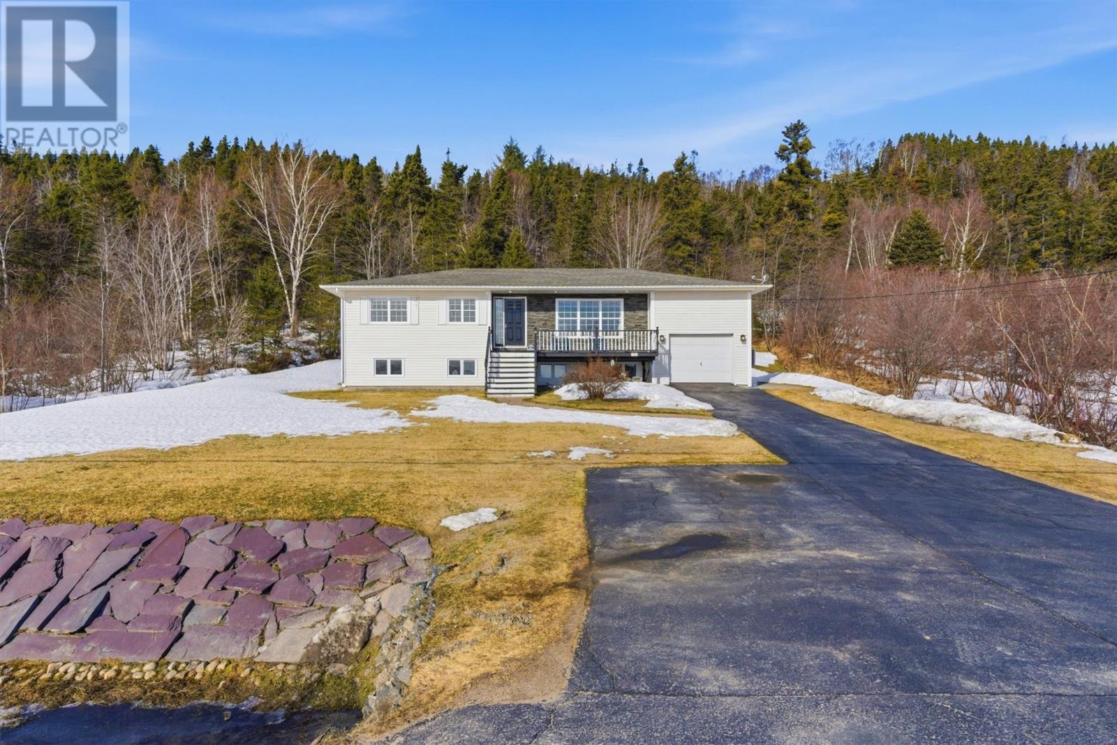 67 Jr Smallwood Boulevard, Gambo, Newfoundland & Labrador  A0G 1T0 - Photo 4 - 1295502