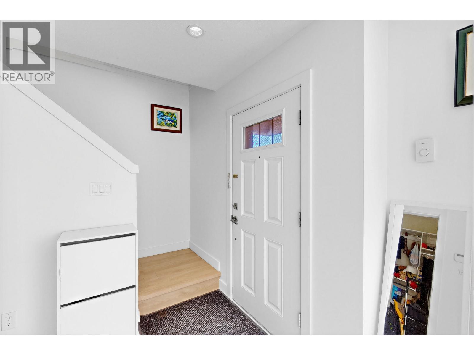 9 7199 Moffatt Road, Richmond, British Columbia  V6Y 1X9 - Photo 2 - R3102710