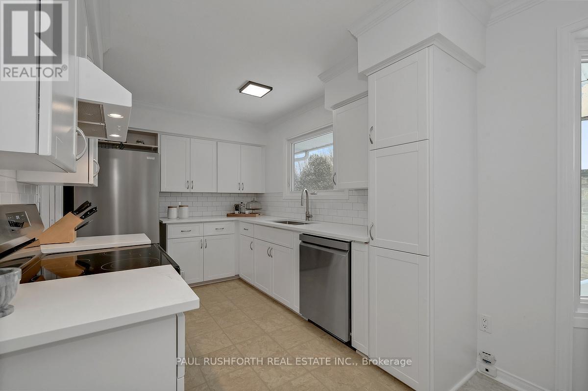 34 Beverly Street, Ottawa, Ontario  K2S 0S2 - Photo 14 - X12915460