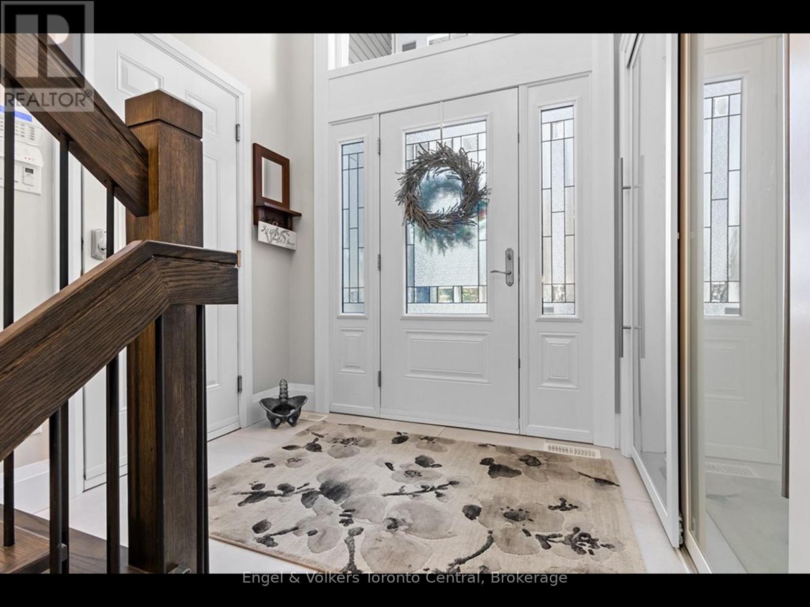 68 50th Street S, Wasaga Beach, Ontario  L9Z 1X5 - Photo 6 - S12742198