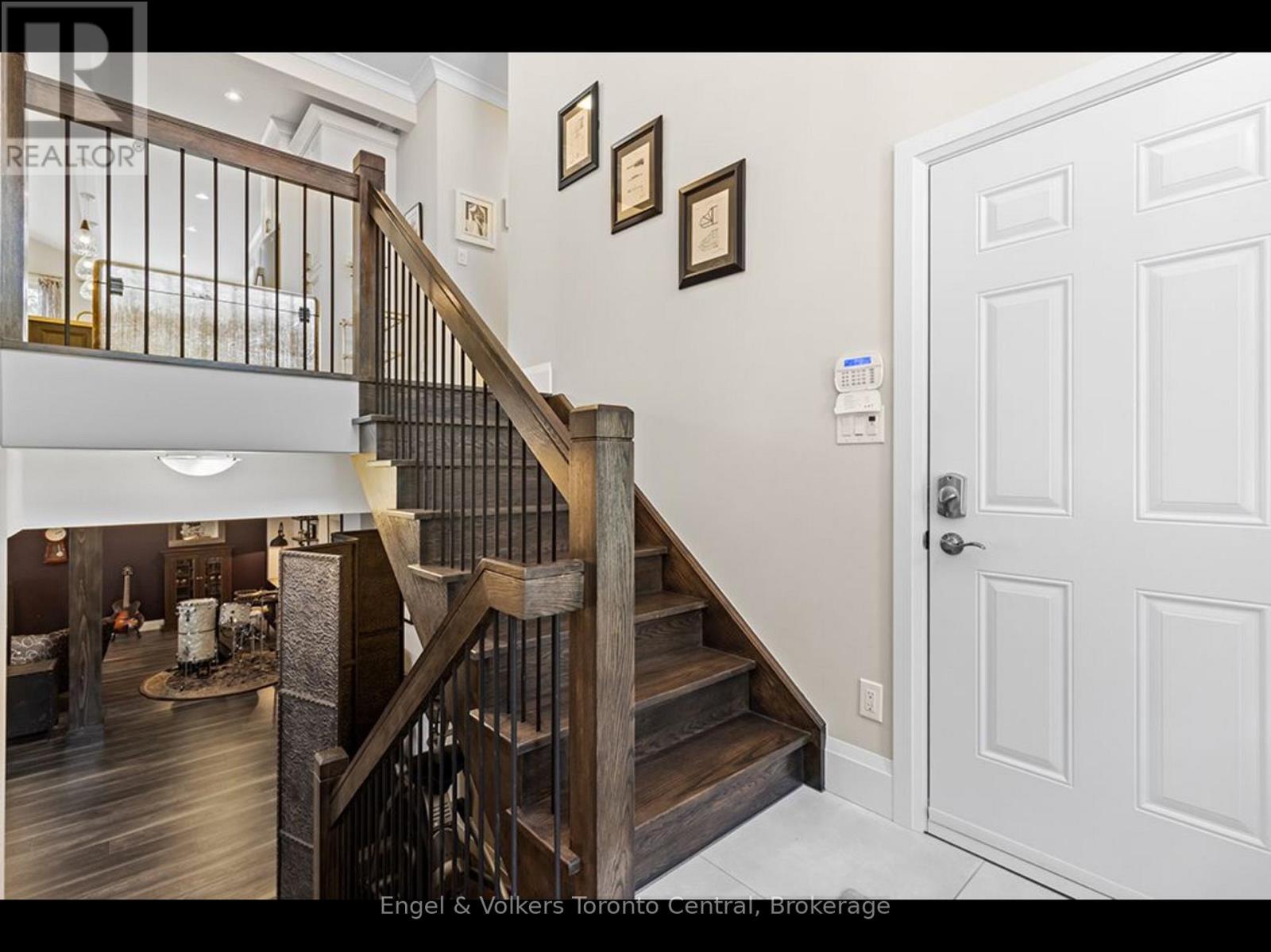 68 50th Street S, Wasaga Beach, Ontario  L9Z 1X5 - Photo 7 - S12742198