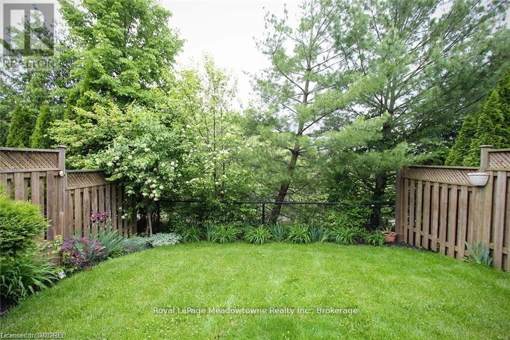 2131 White Dove Circle, Oakville, Ontario  L6M 3R6 - Photo 8 - W12915404