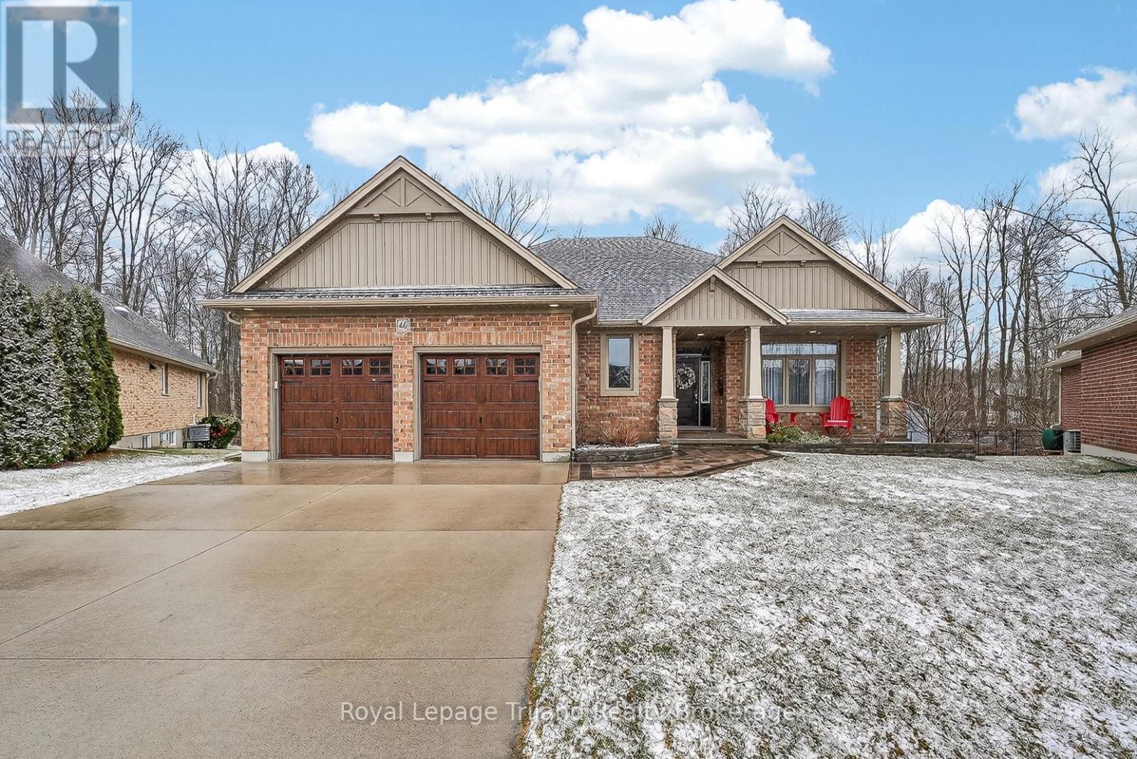 46 COLIN AVENUE, Tillsonburg, Ontario