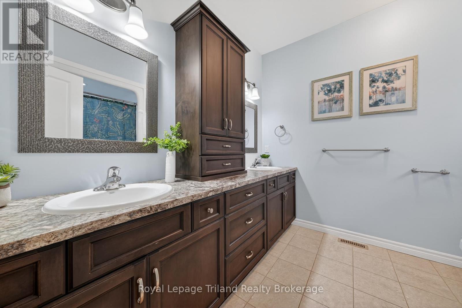 46 Colin Avenue, Tillsonburg, Ontario  N4G 0E5 - Photo 25 - X12915392