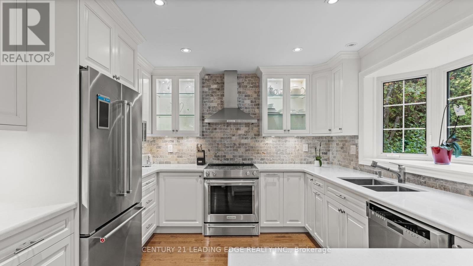 34 Forest Park Crescent, Markham, Ontario  L3T 2M7 - Photo 11 - N12849870