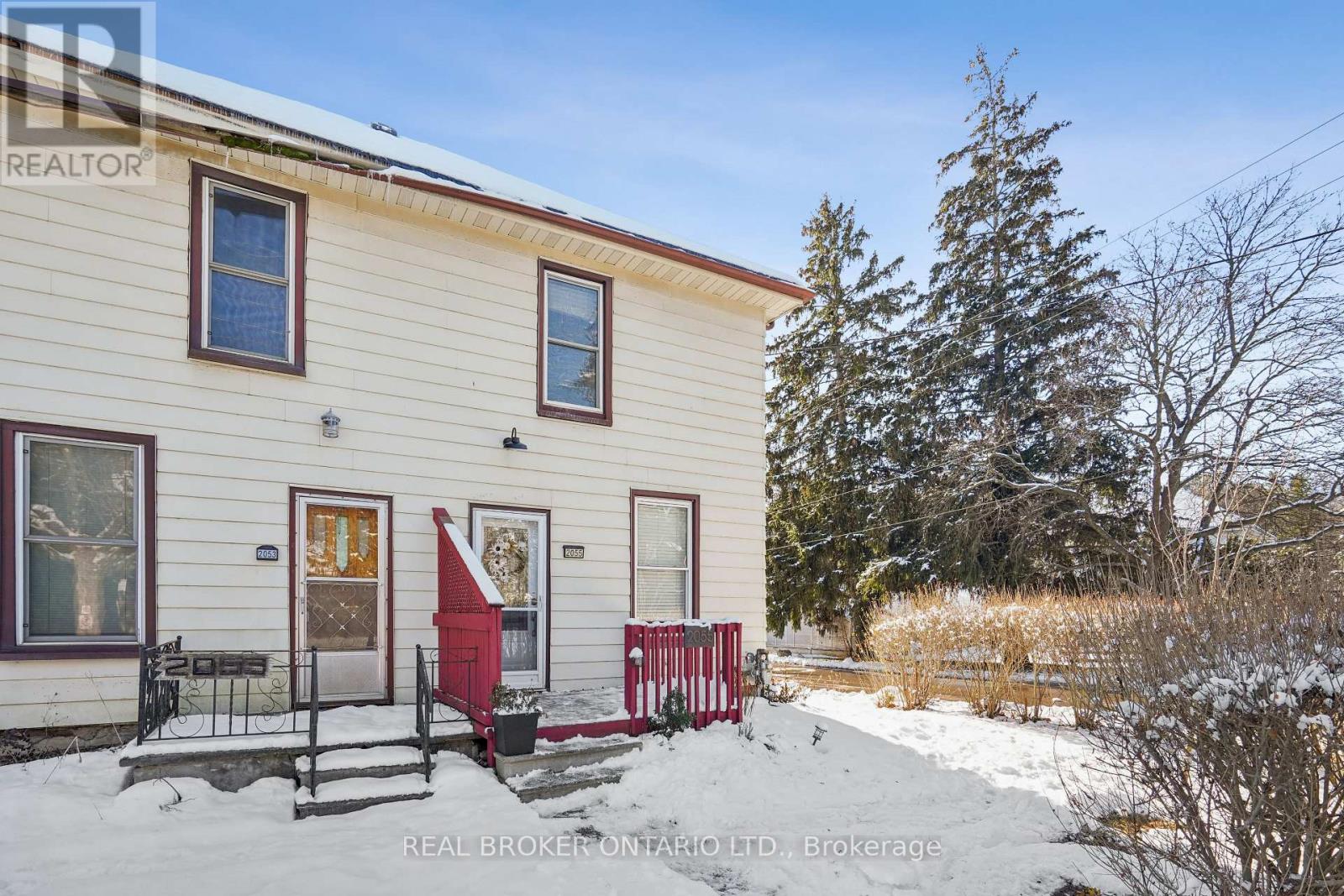 2055 Embleton Road, Brampton, Ontario  L6Y 0E9 - Photo 3 - W12796842