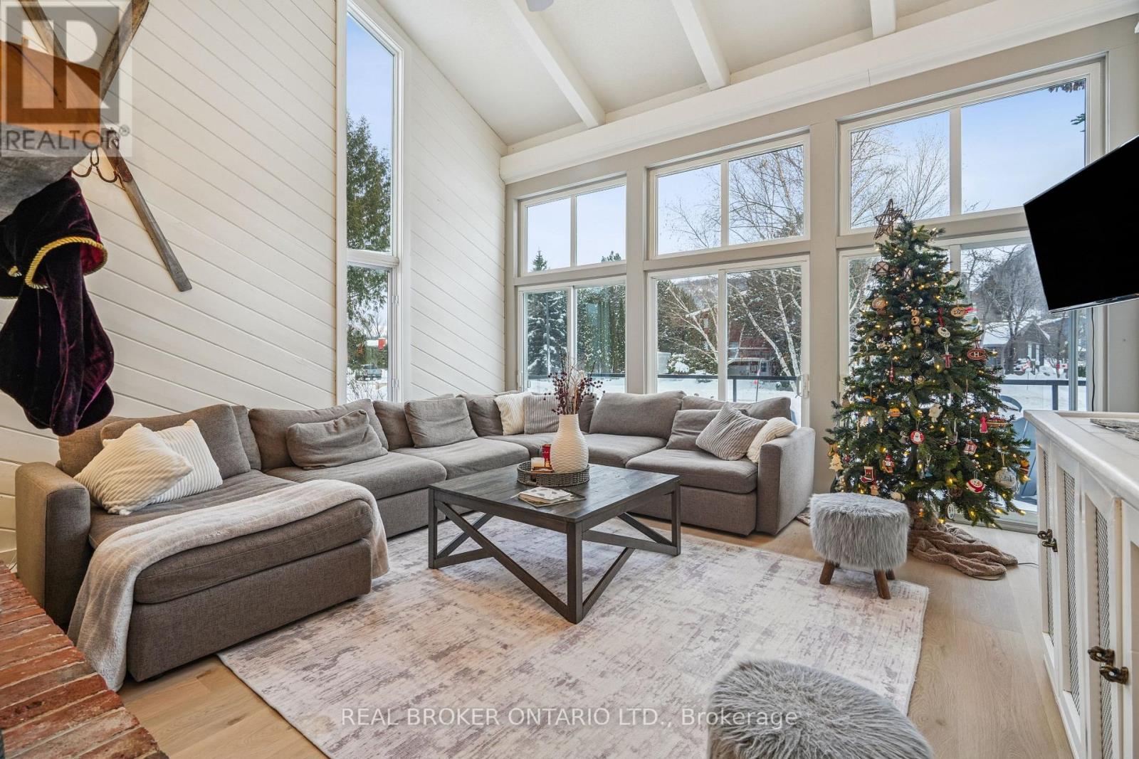 144 Carmichael Crescent, Blue Mountains, Ontario  L9Y 0R3 - Photo 12 - X12749204