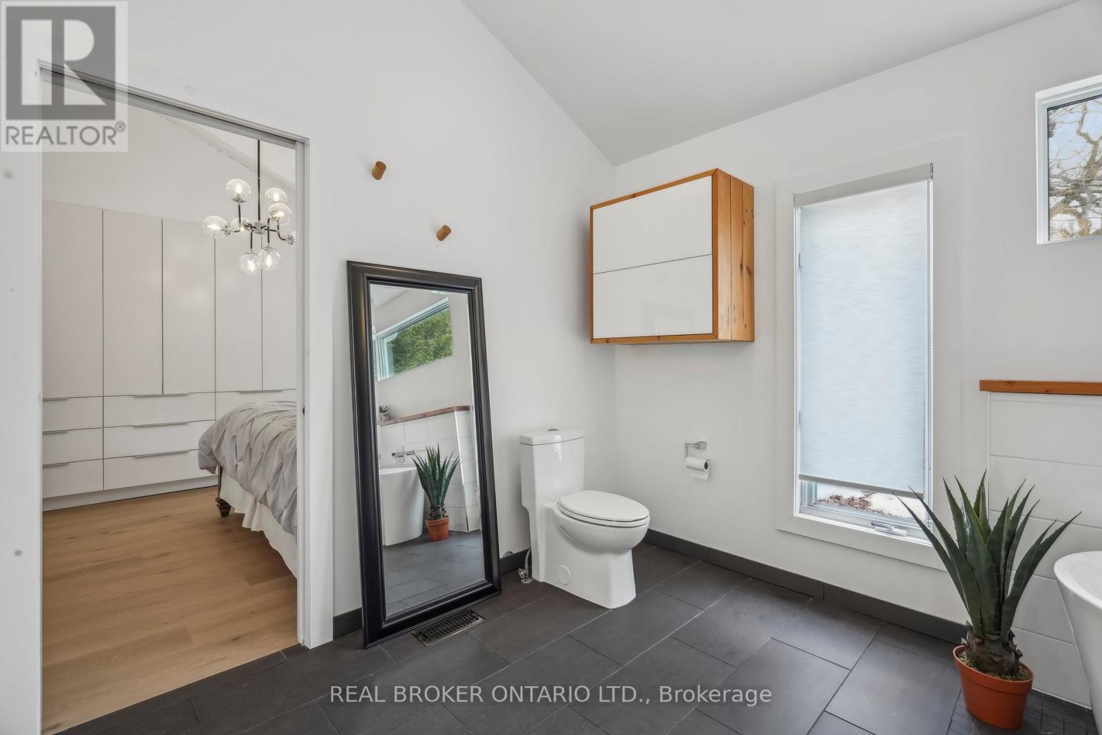 144 Carmichael Crescent, Blue Mountains, Ontario  L9Y 0R3 - Photo 27 - X12749204