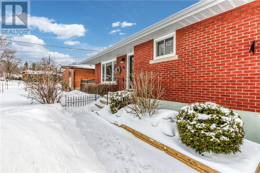 55 Strathmere Court, Sudbury, Ontario  P3E 2J8 - Photo 3 - 2126864