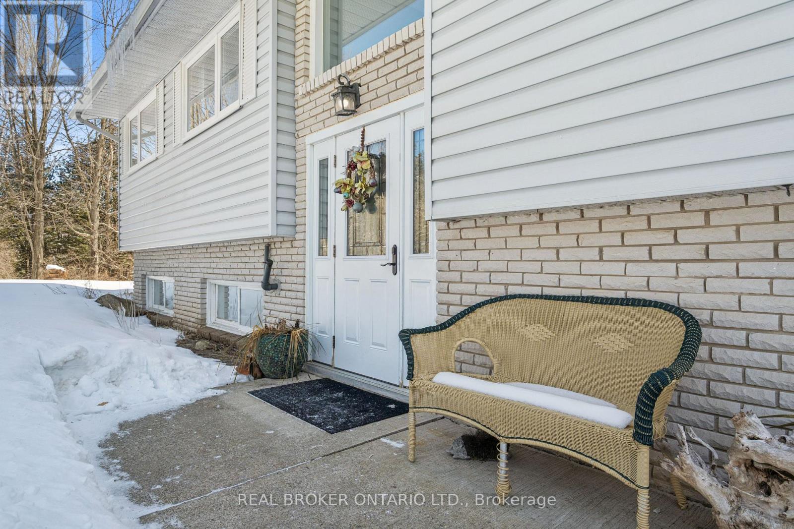 8941 Wellington Rd 50, Erin, Ontario  L7J 2L8 - Photo 4 - X12829042