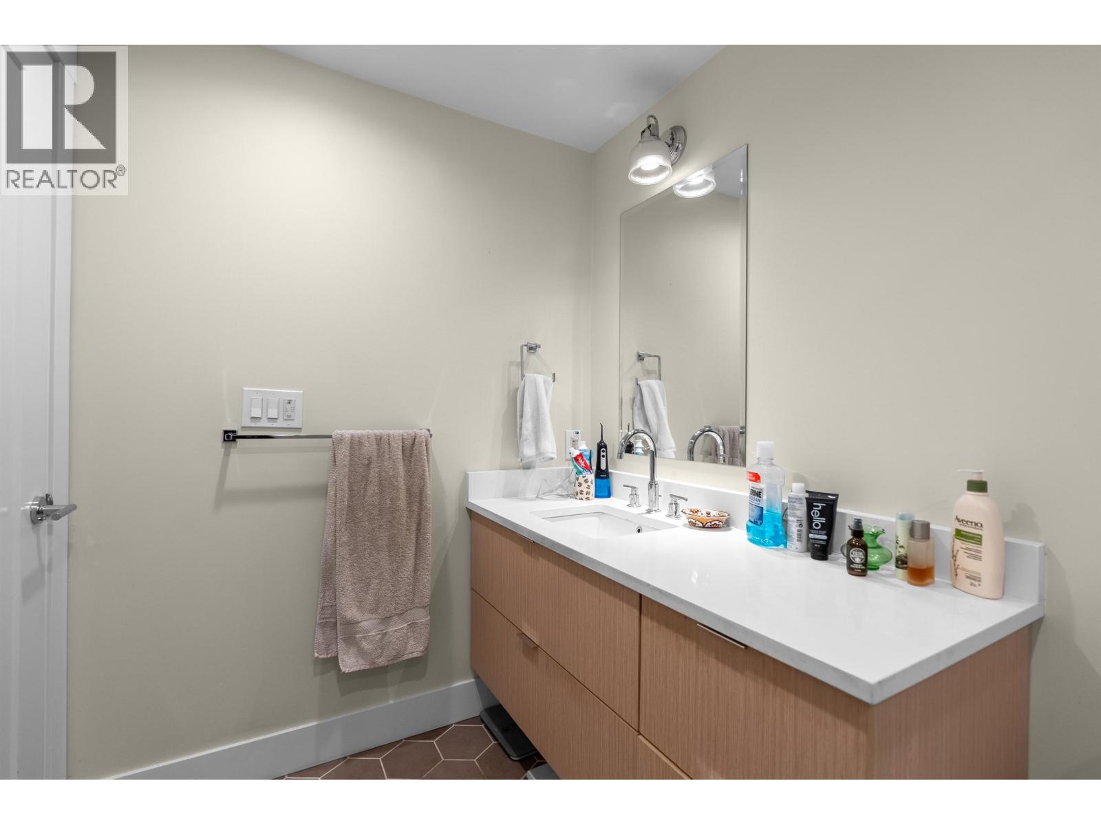 203 1496 Charlotte Road, North Vancouver, British Columbia  V7J 0C9 - Photo 27 - R3102893