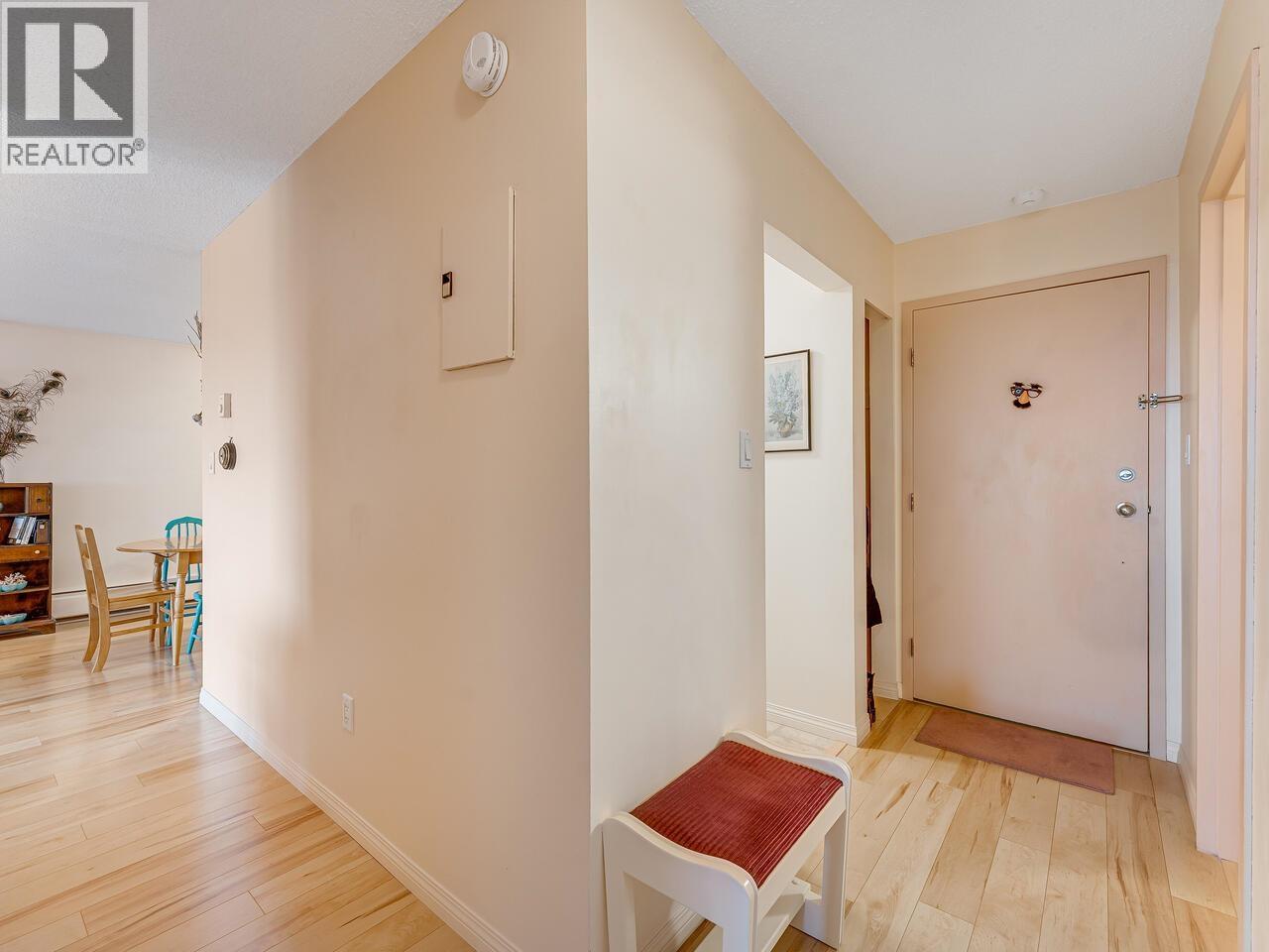 307 5340 Hastings Street, Burnaby, British Columbia  V5B 1R1 - Photo 2 - R3102914