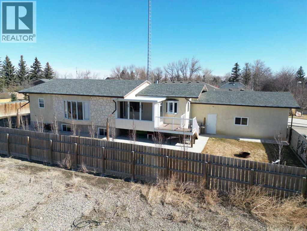 159 Clark Avenue, Diamond City, Alberta  T0K 0T0 - Photo 2 - A2292001