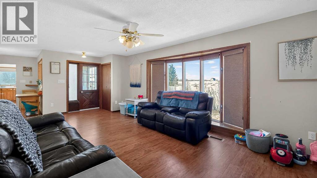 159 Clark Avenue, Diamond City, Alberta  T0K 0T0 - Photo 17 - A2292001