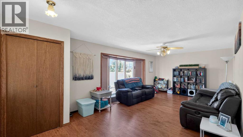 159 Clark Avenue, Diamond City, Alberta  T0K 0T0 - Photo 11 - A2292001