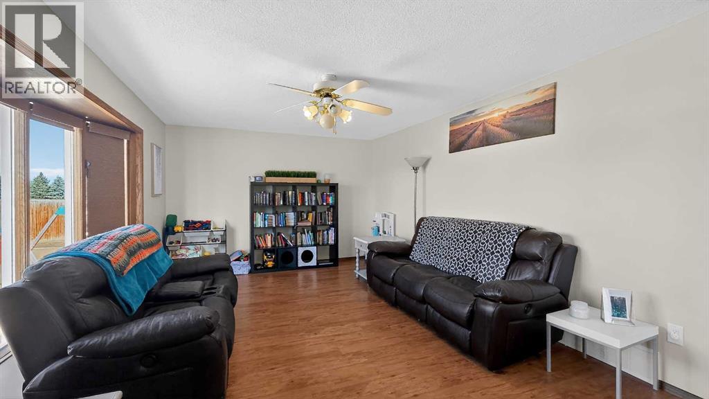 159 Clark Avenue, Diamond City, Alberta  T0K 0T0 - Photo 15 - A2292001