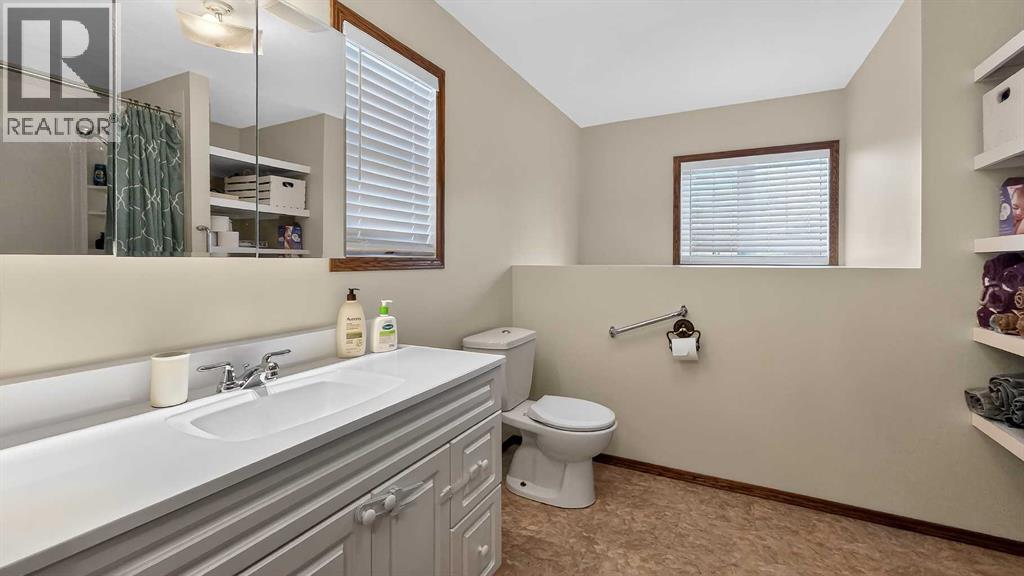 159 Clark Avenue, Diamond City, Alberta  T0K 0T0 - Photo 23 - A2292001